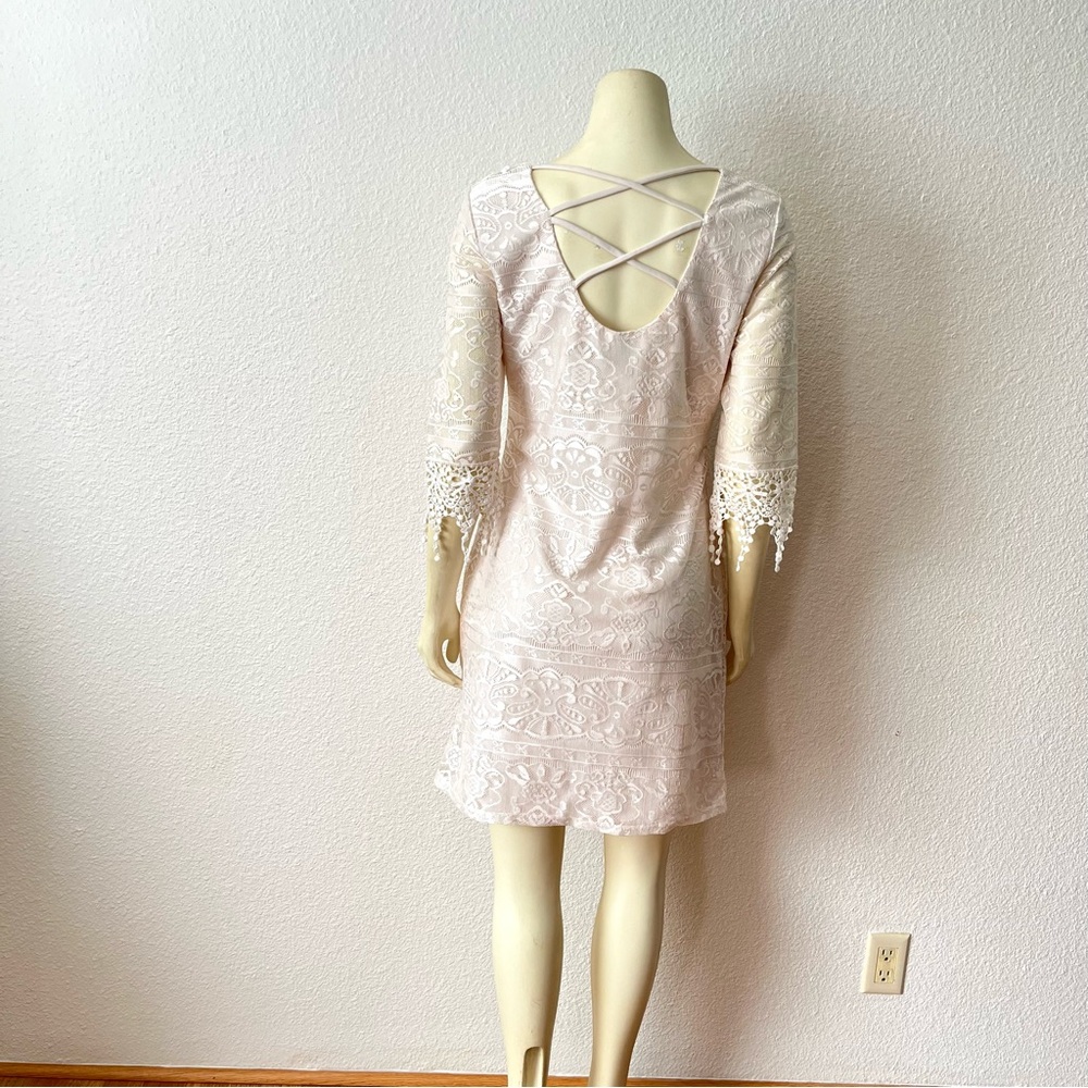 Vanity Cream Lace Shift Dress Size M - Picture 5 of 9